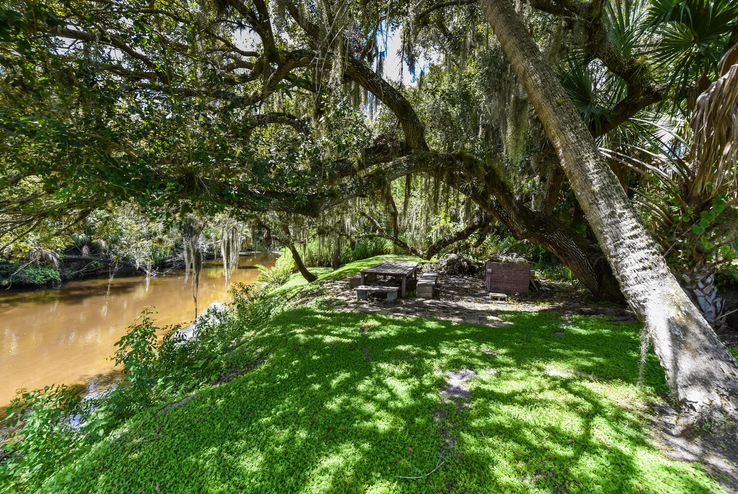 3646 South Jenkins Road Fort Pierce, FL 34981 - Photo 17 of 70 3646 S Jenkins Rd Fort Pierce-large-017-