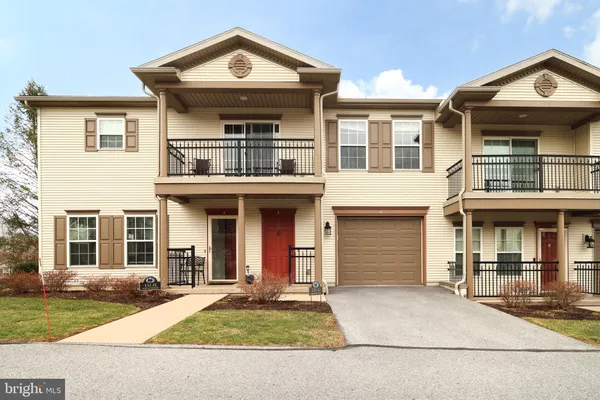 $417,500 | 131 G Alma Mater Court, State College, PA 16803