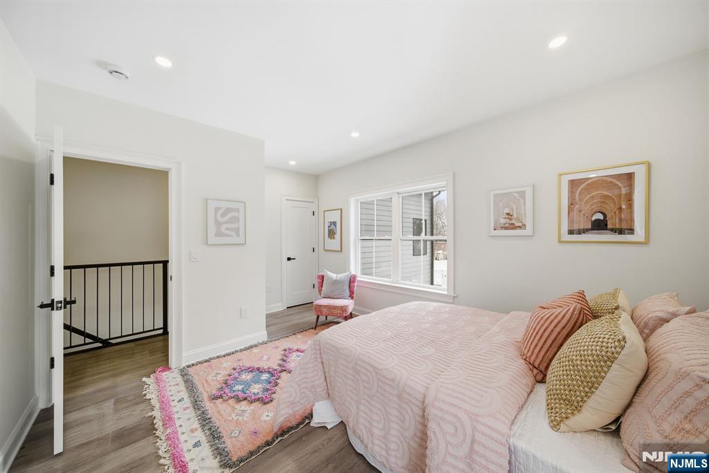 28 Irving Street Montclair, NJ 07042 - Photo 18 of 34