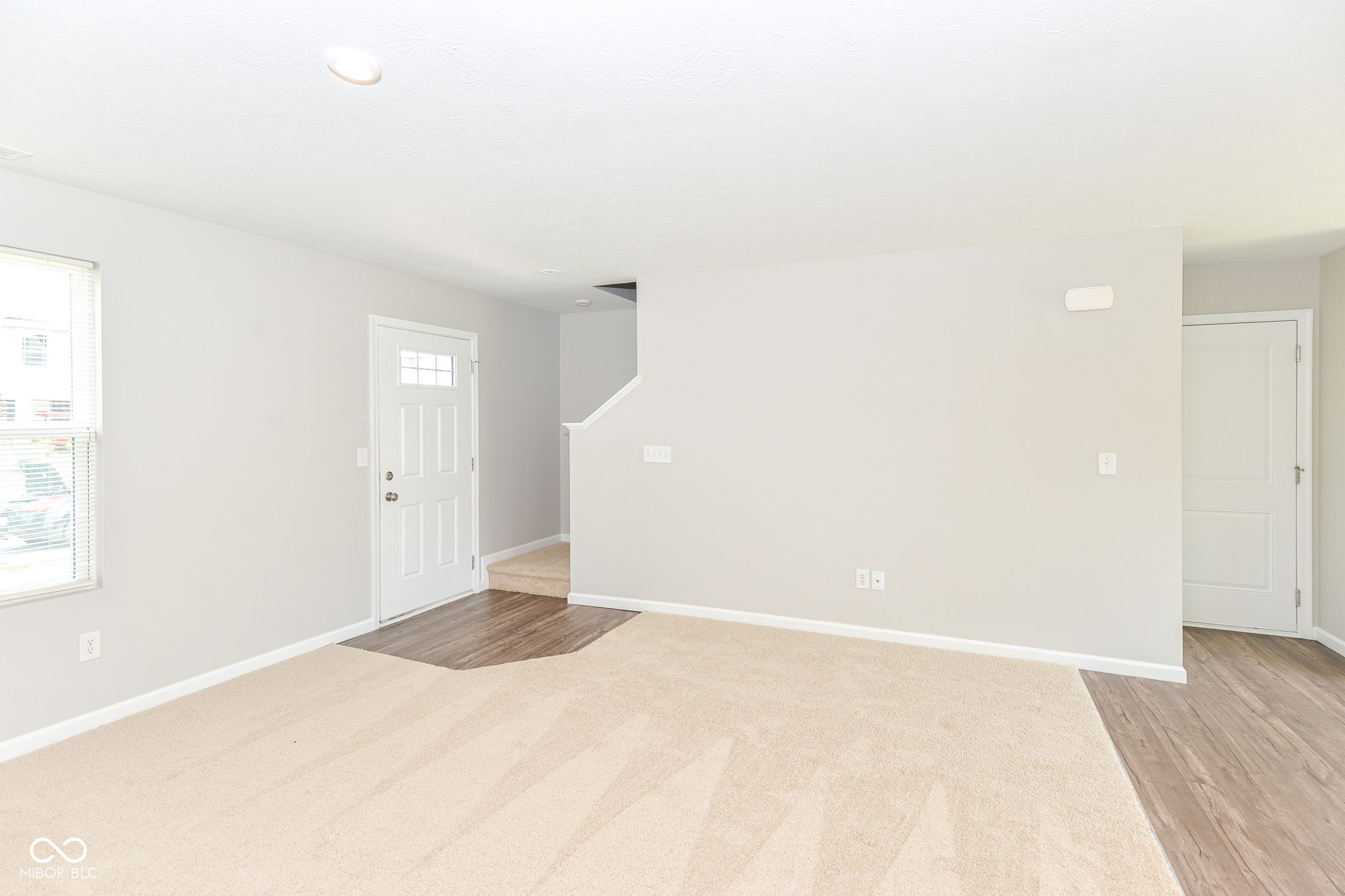 2751 Pointe Club Road Indianapolis, IN 46229 - Photo 4 of 27