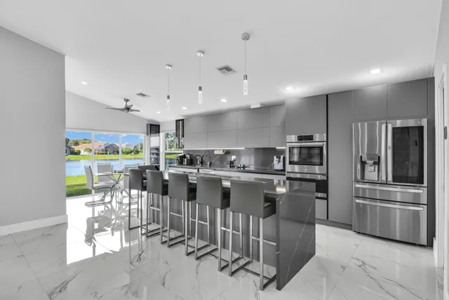 $1,000,000 | 11674 Caracas Boulevard, Boynton Beach, FL 33437