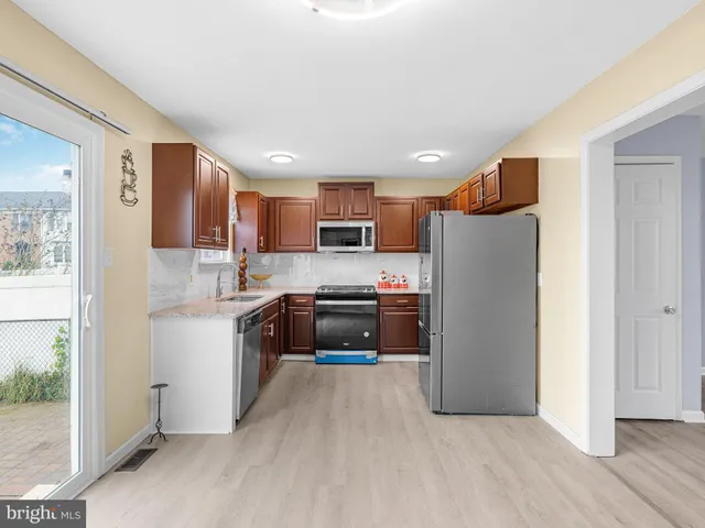 $305,000 | 1 Sequoia Court, Bear, DE 19701