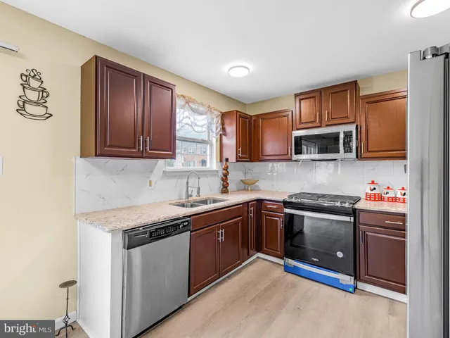 $305,000 | 1 Sequoia Court, Bear, DE 19701