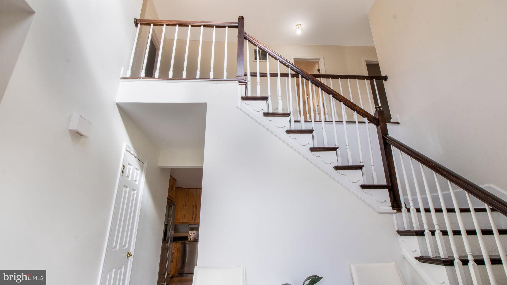 8933 Colesville Road Silver Spring, MD 20910 - Photo 11 of 31 a view of entryway