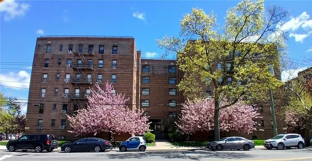 $265,000 | 2229 Knapp Street, Unit 5D | Sheepshead Bay