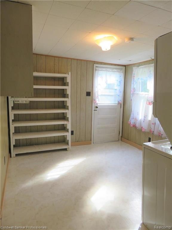 6851 Lansing Road Perry, MI 48872 - Photo 12 of 19