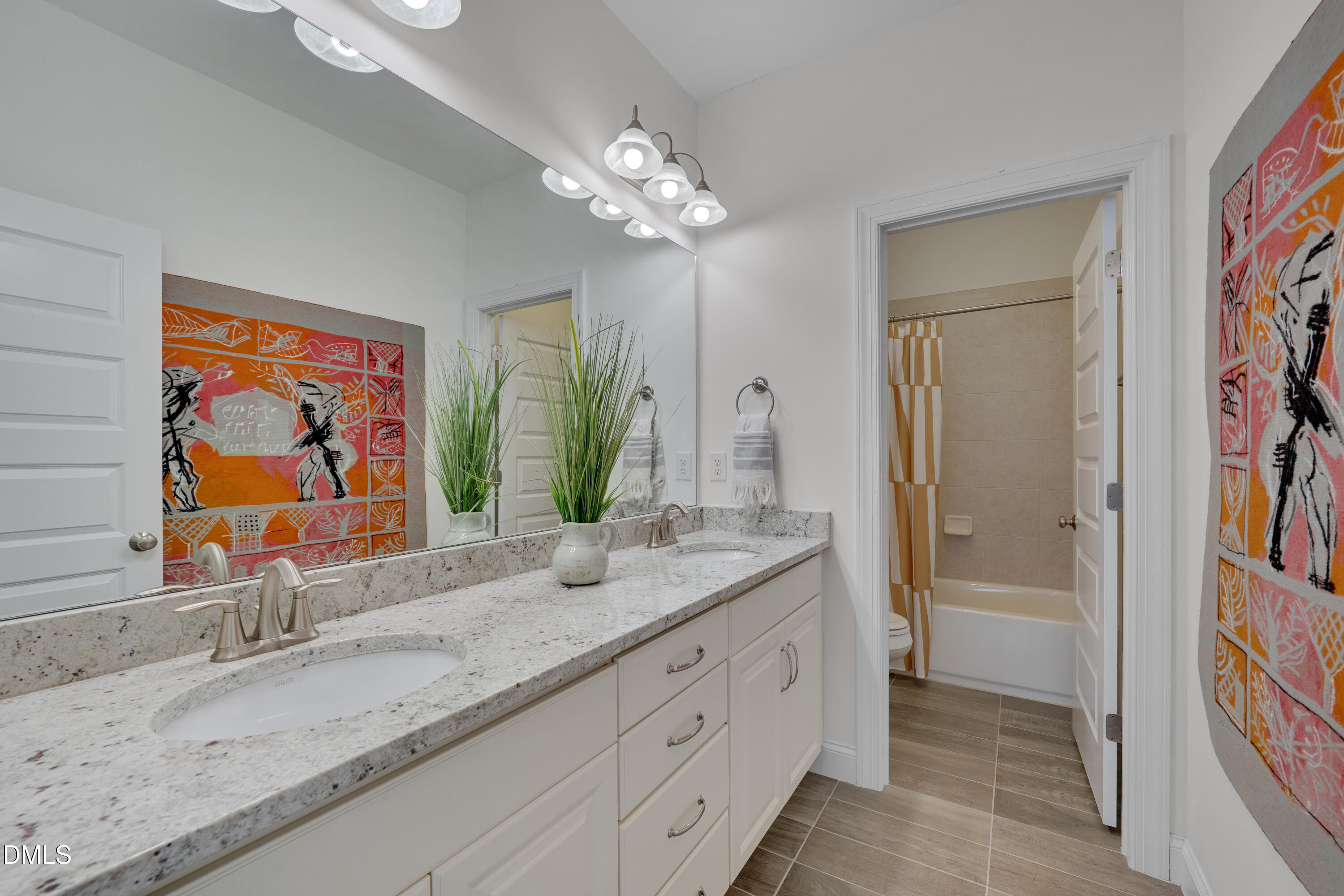 8027 Brandyapple Drive Raleigh, NC 27615 - Photo 39 of 52 Bathroom 3 upstairs