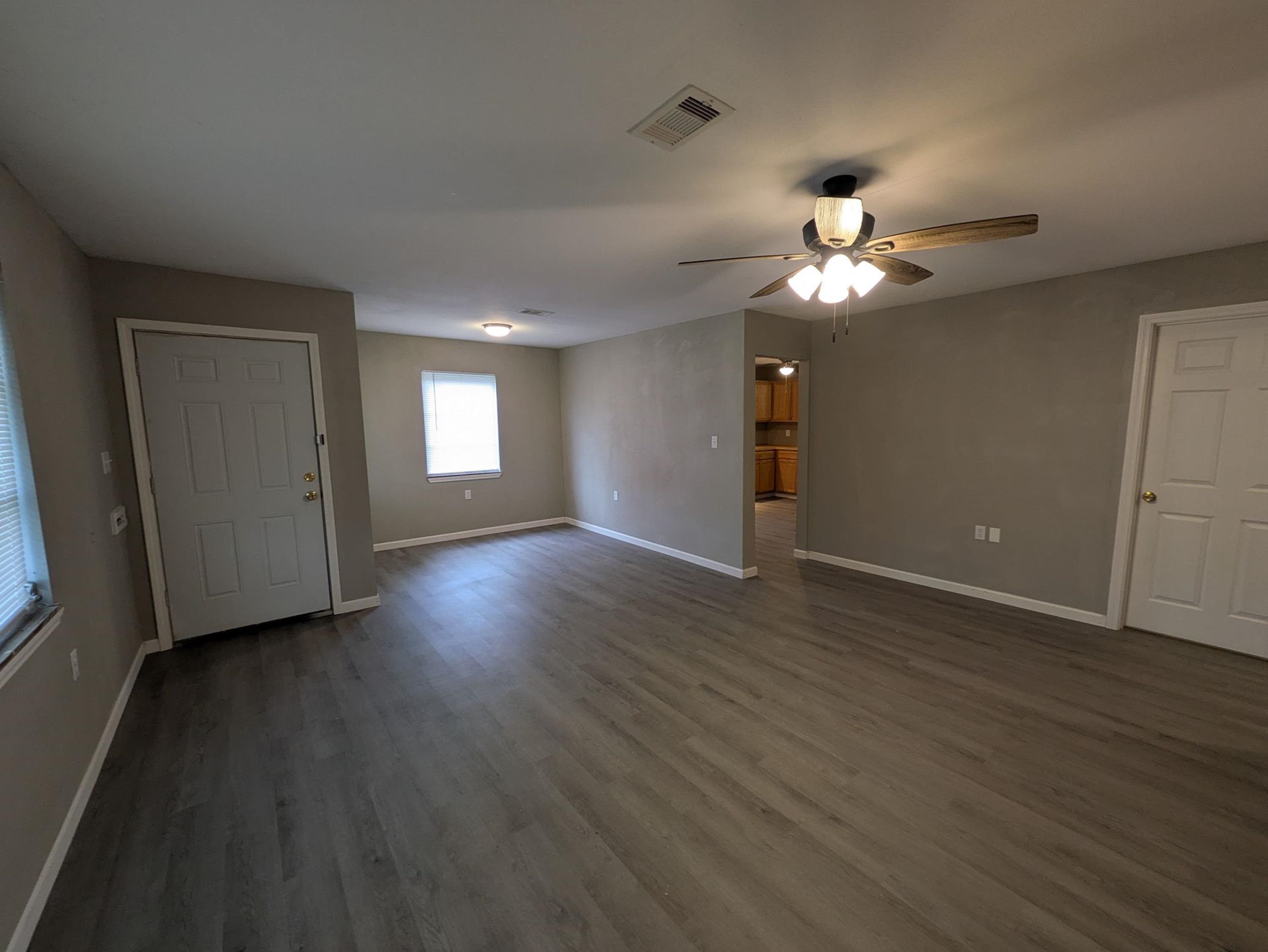 5251 Procter Street Port Arthur, TX 77642 - Photo 3 of 22