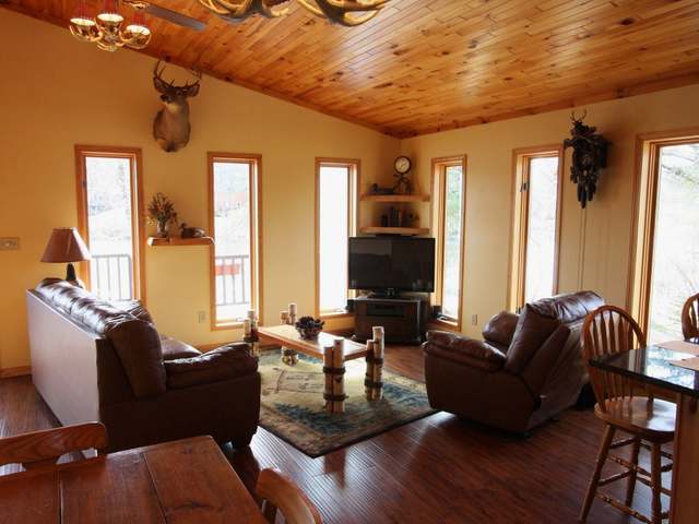 5285 Sandy Loop Rhinelander, WI 54501 - Photo 3 of 20 Gallery Image 3