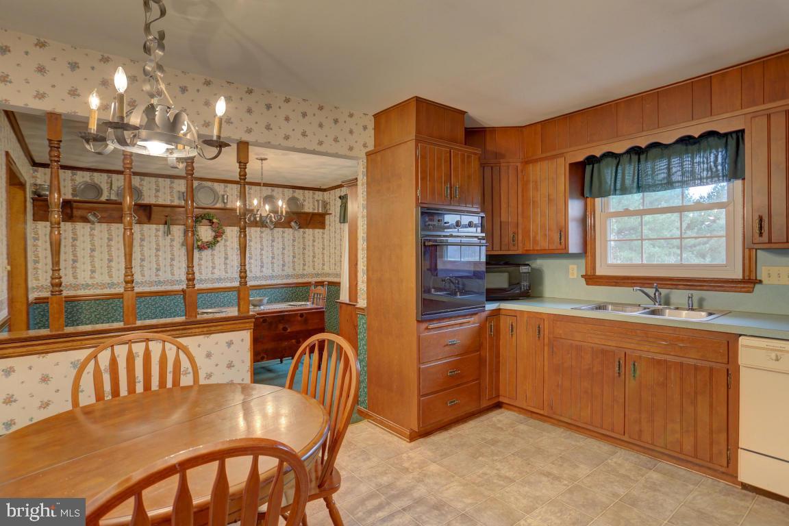 421 Anderson Ferry Road Mount Joy, PA 17552 - Photo 10 of 27 Gallery Image 10