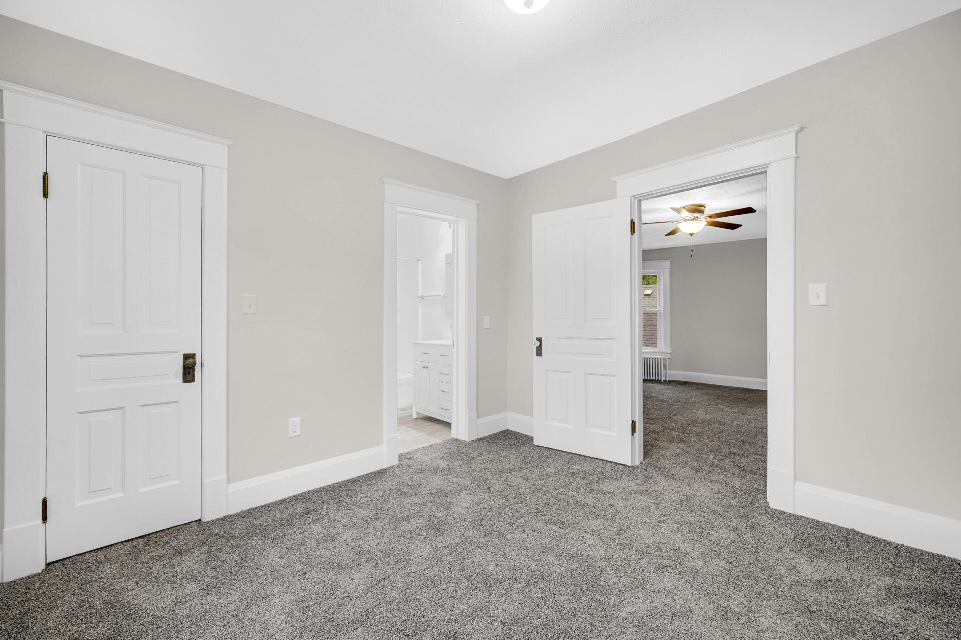 411 E Street La Porte, IN 46350 - Photo 23 of 33 an empty room with a bathroom