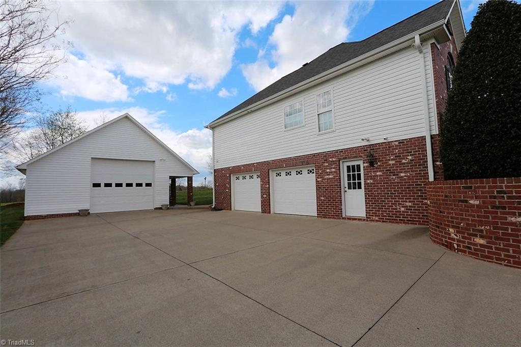 121 North High Field Road Advance, NC 27006 - Photo 27 of 28 Gallery Image 27