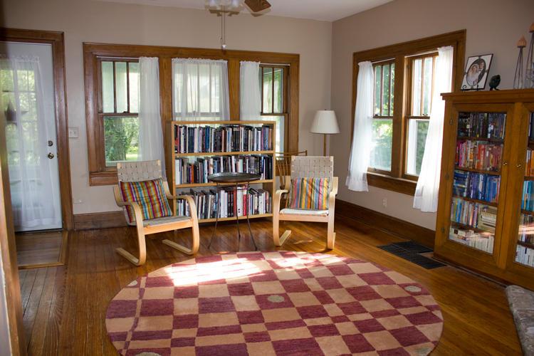 306 East Weisheimer Road Columbus, OH 43214 - Photo 5 of 31