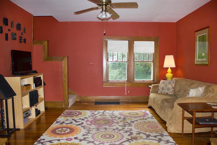306 East Weisheimer Road Columbus, OH 43214 - Photo 8 of 31