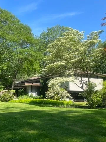 a view of a outdoor space