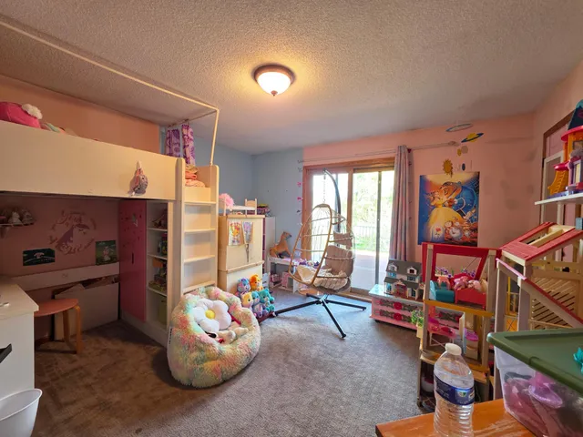 $330,000 | 407 8th Street Southwest, Plainview, MN 55964