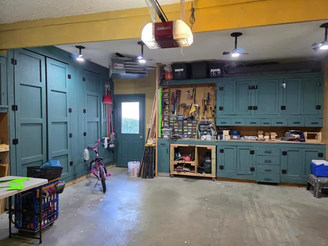 $330,000 | 407 8th Street Southwest, Plainview, MN 55964