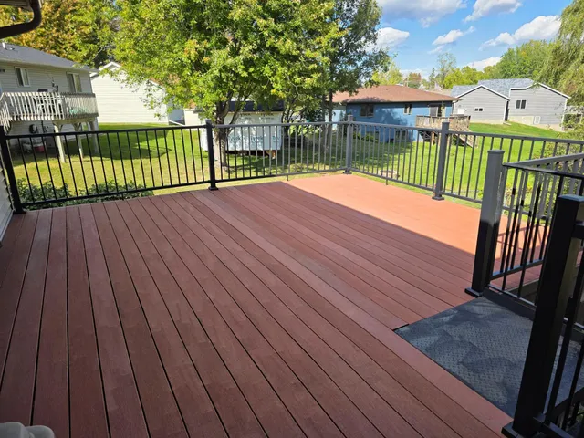 $330,000 | 407 8th Street Southwest, Plainview, MN 55964