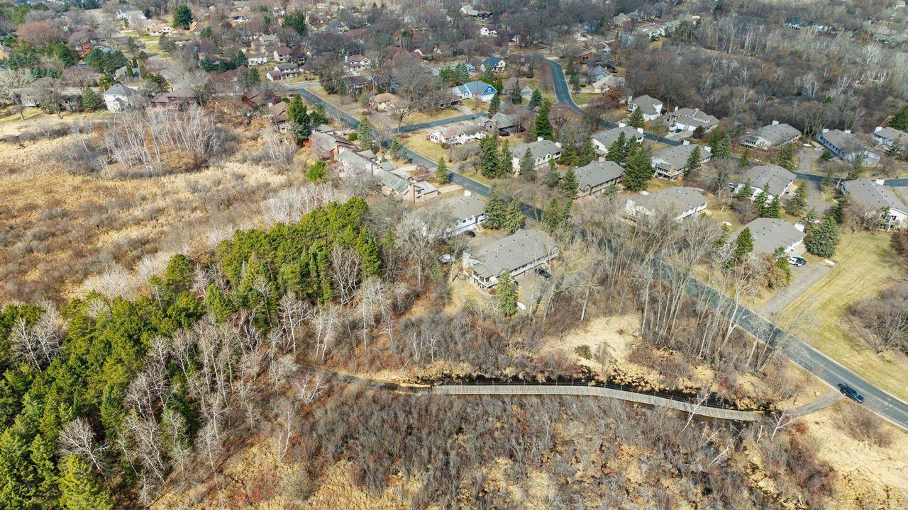 970 Sherwood Road Shoreview, MN 55126 - Photo 38 of 48 Gallery Image 38