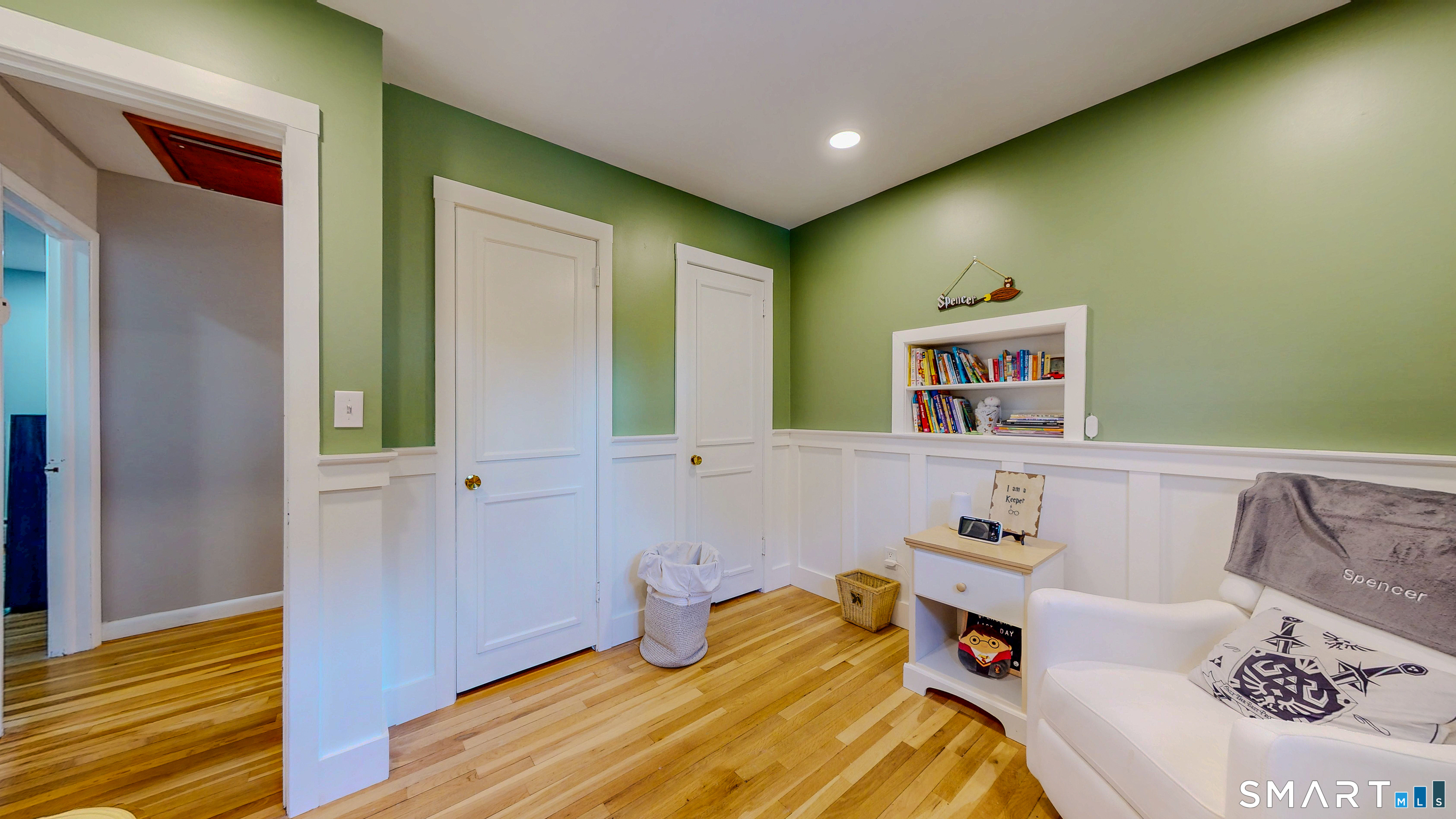 347 Edison Road Trumbull, CT 06611 - Photo 31 of 38
