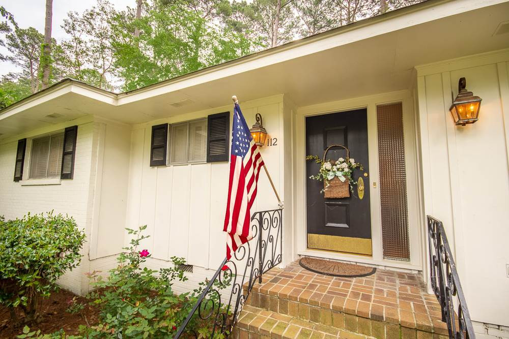 112 Chippewa Circle Jackson, MS 39211 - Photo 2 of 28 Photo 2