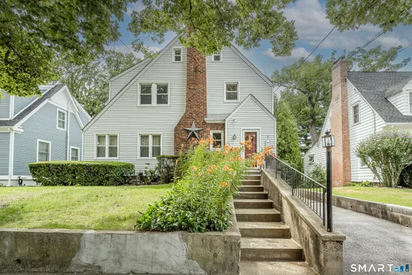 $3,000 | 300 Hubbard Avenue, Stamford, CT 06905