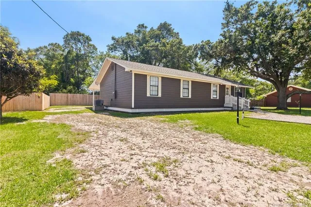 $220,000 | 821 Loree Street, Vinton, LA 70668