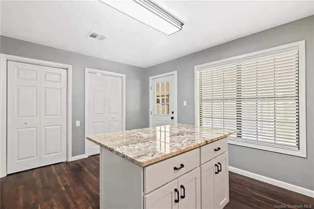 $220,000 | 821 Loree Street, Vinton, LA 70668