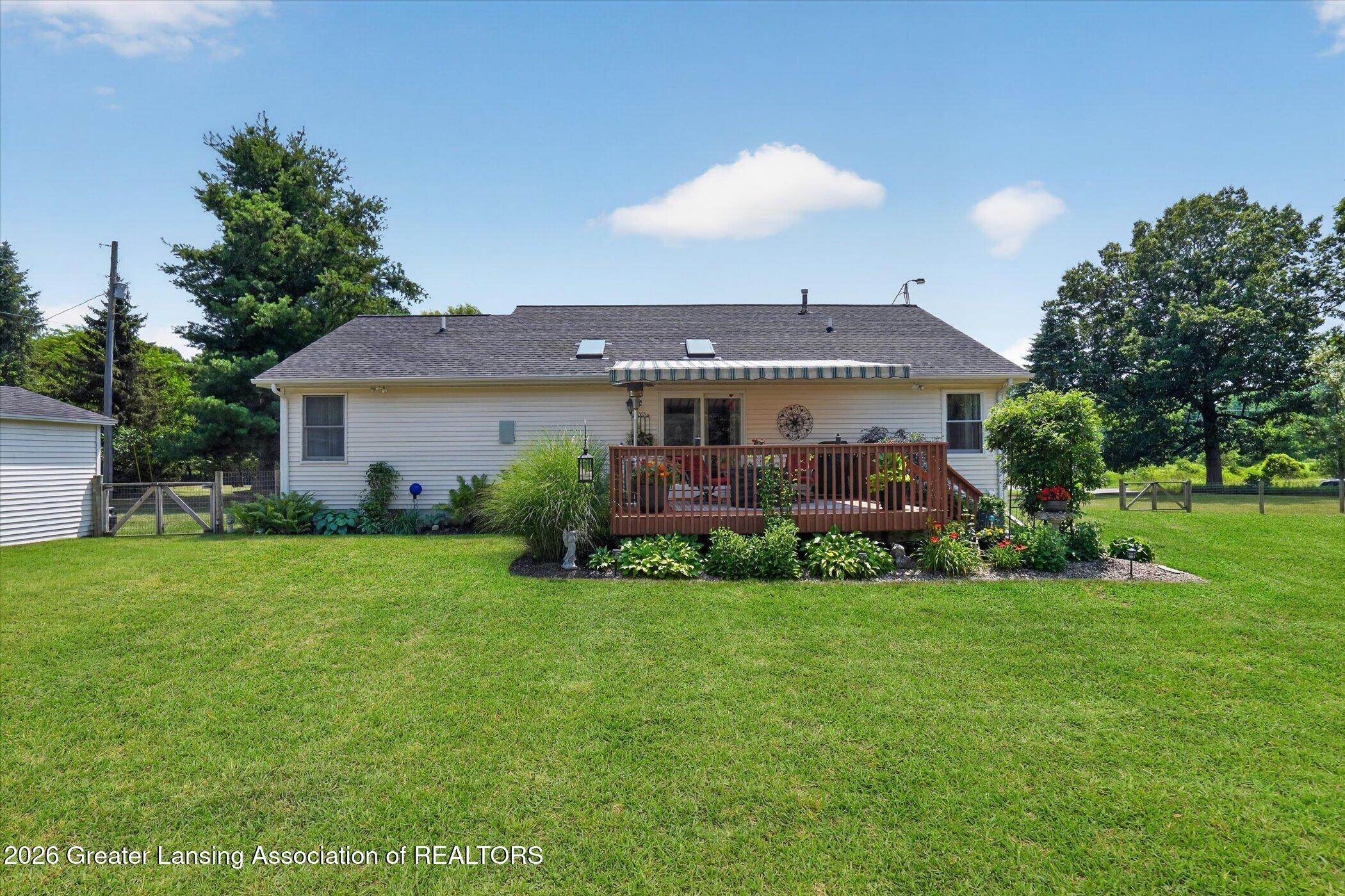 3341 Gale Road Eaton Rapids, MI 48827 - Photo 46 of 51 46-3341-Gale-Rd-WindowStill-Photography