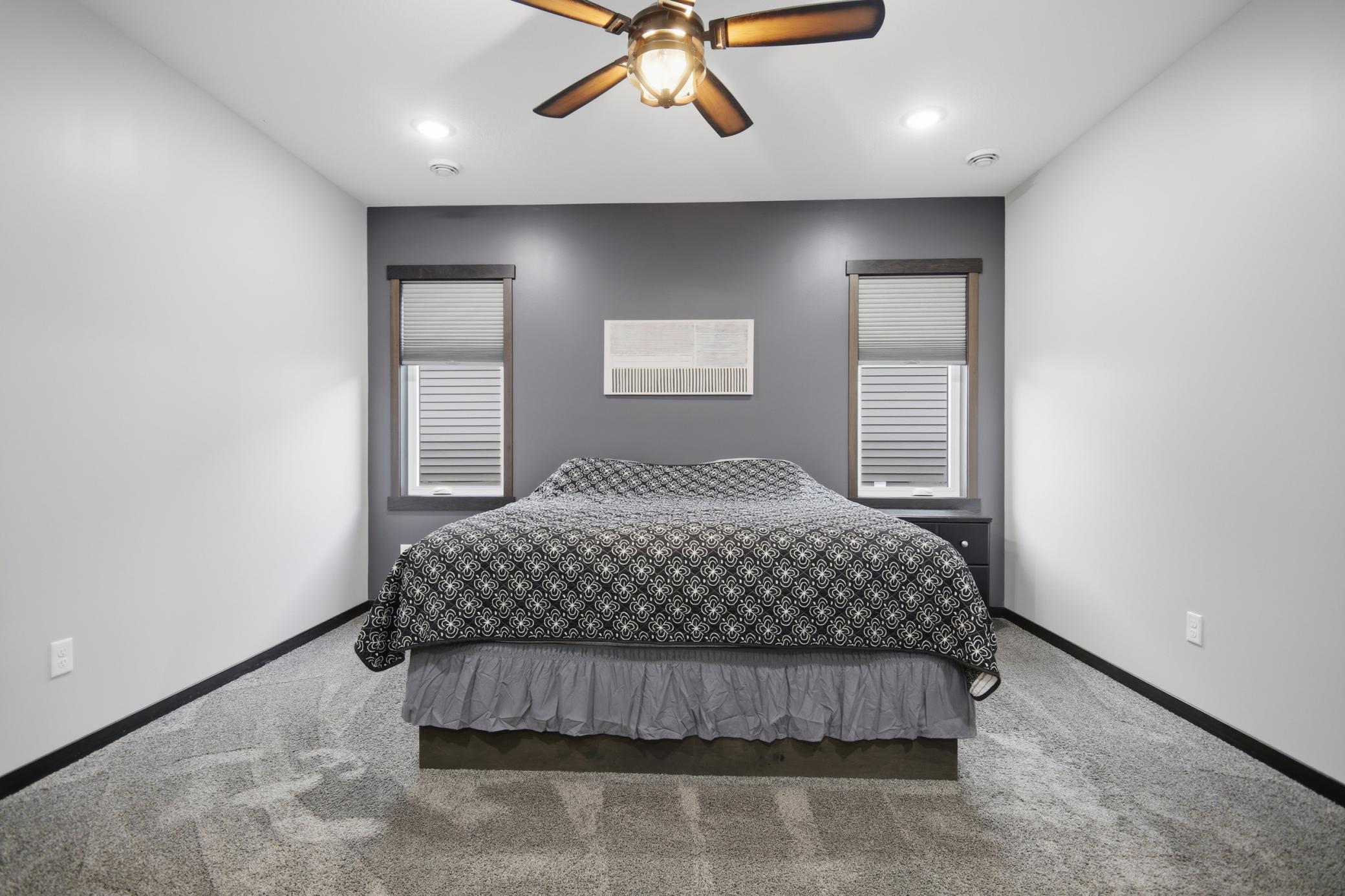 3007 15th Avenue Southwest Austin, MN 55912 - Photo 14 of 37