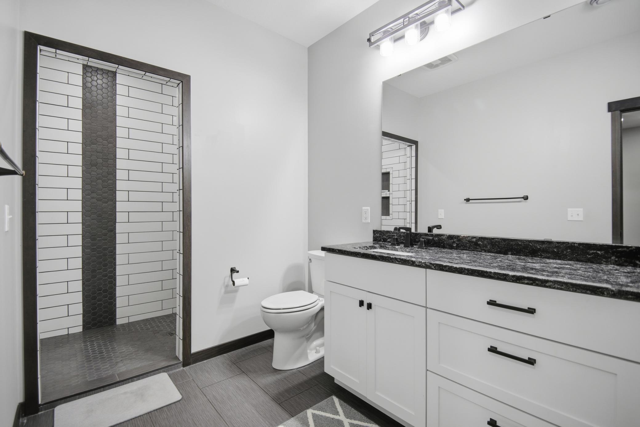 3007 15th Avenue Southwest Austin, MN 55912 - Photo 17 of 37