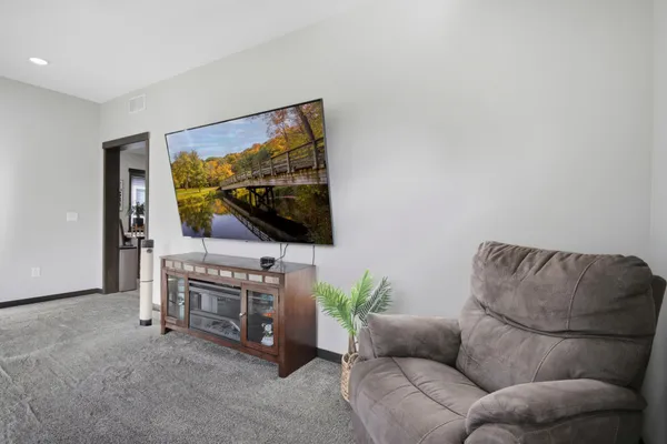 $499,000 | 3007 15th Avenue Southwest, Austin, MN 55912