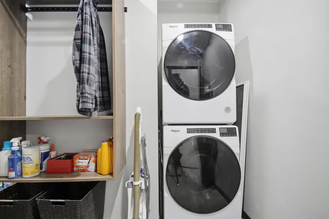 $505,000 | 3007 15th Avenue Southwest, Austin, MN 55912