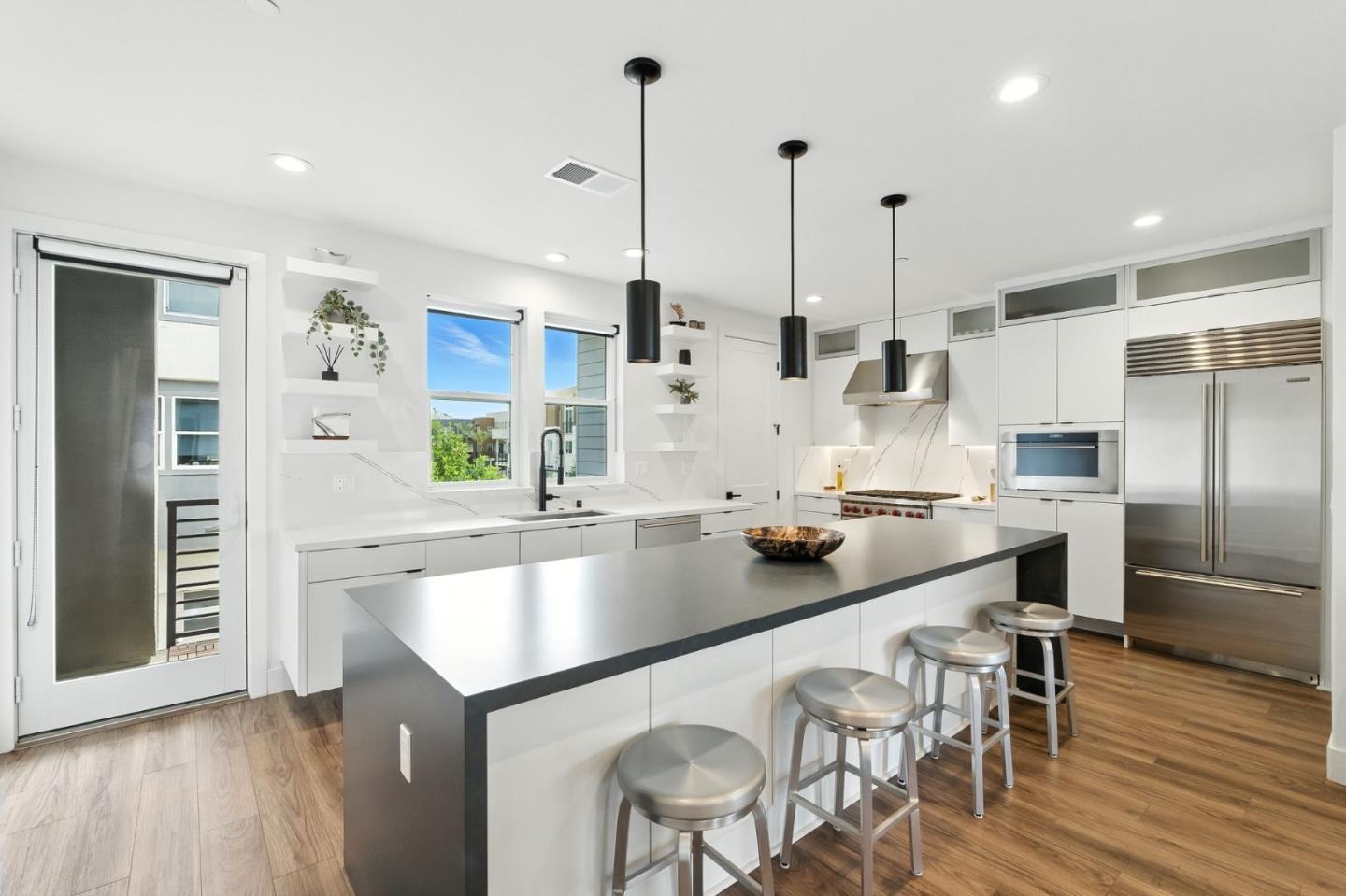 3493 Router Common Fremont, CA 94538 - Photo 5 of 36