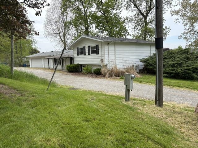 6610 Highway 1 Hamilton, IN 46742 - Photo 2 of 35