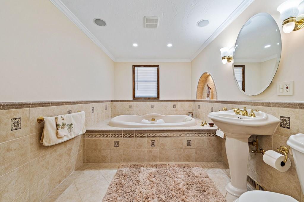 18 Inman Road Weymouth, MA 02188 - Photo 19 of 24 Gallery Image 19
