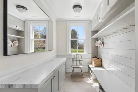 $15,250,000 | 53 Matthews Lane, Bridgehampton, NY 11932