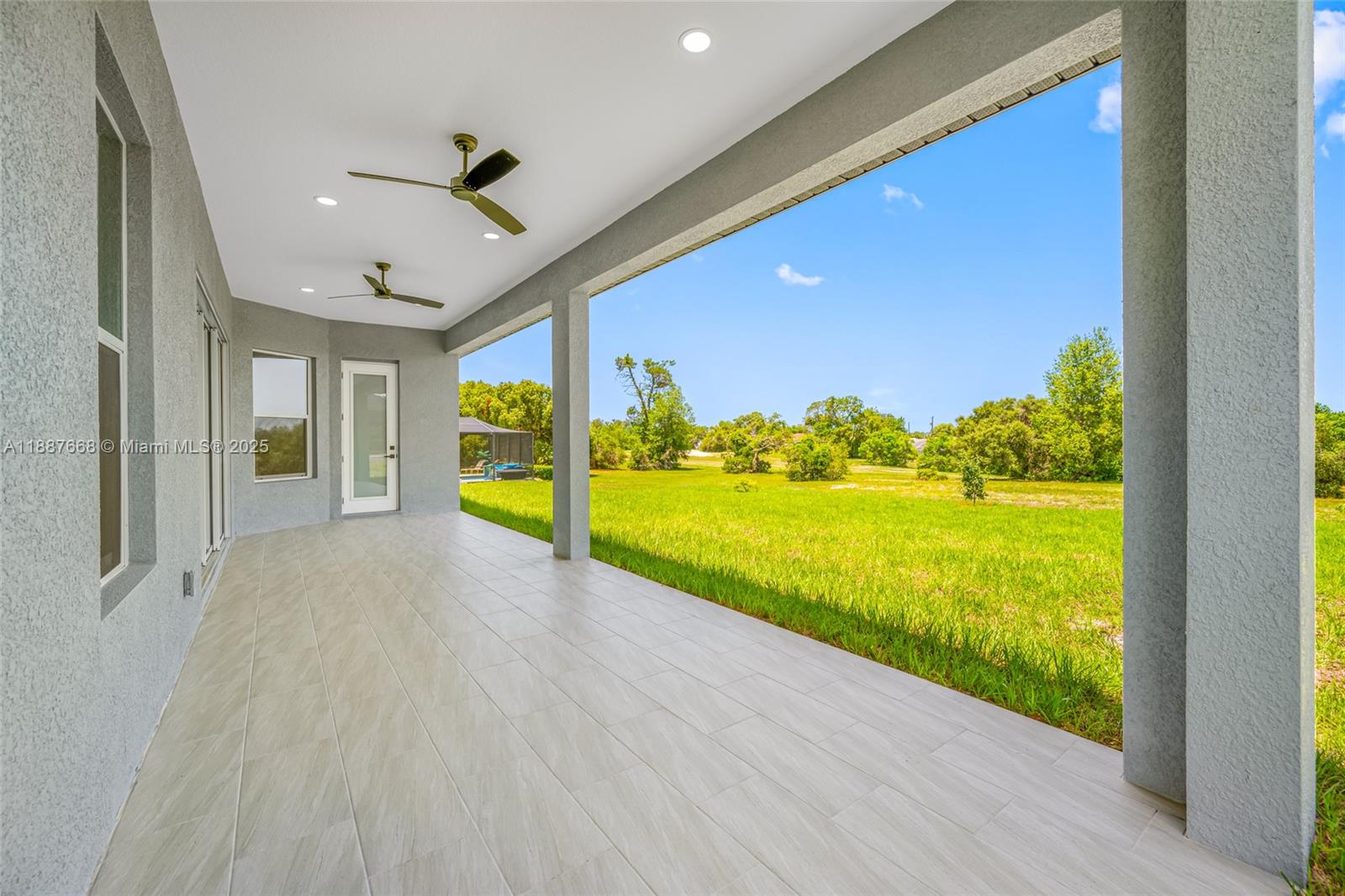 5317 Lydia Court Spring Hill, FL 34608 - Photo 10 of 10 a view of an interior of the house