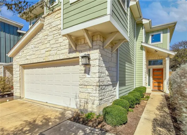 $3,200 | 5809 Swayden Lane, Austin, TX 78745