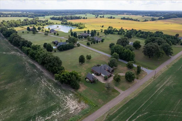 $649,900 | 1467 Hall Road, Covington, TN 38019