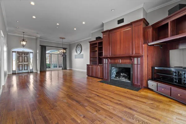 $649,900 | 1467 Hall Road, Covington, TN 38019