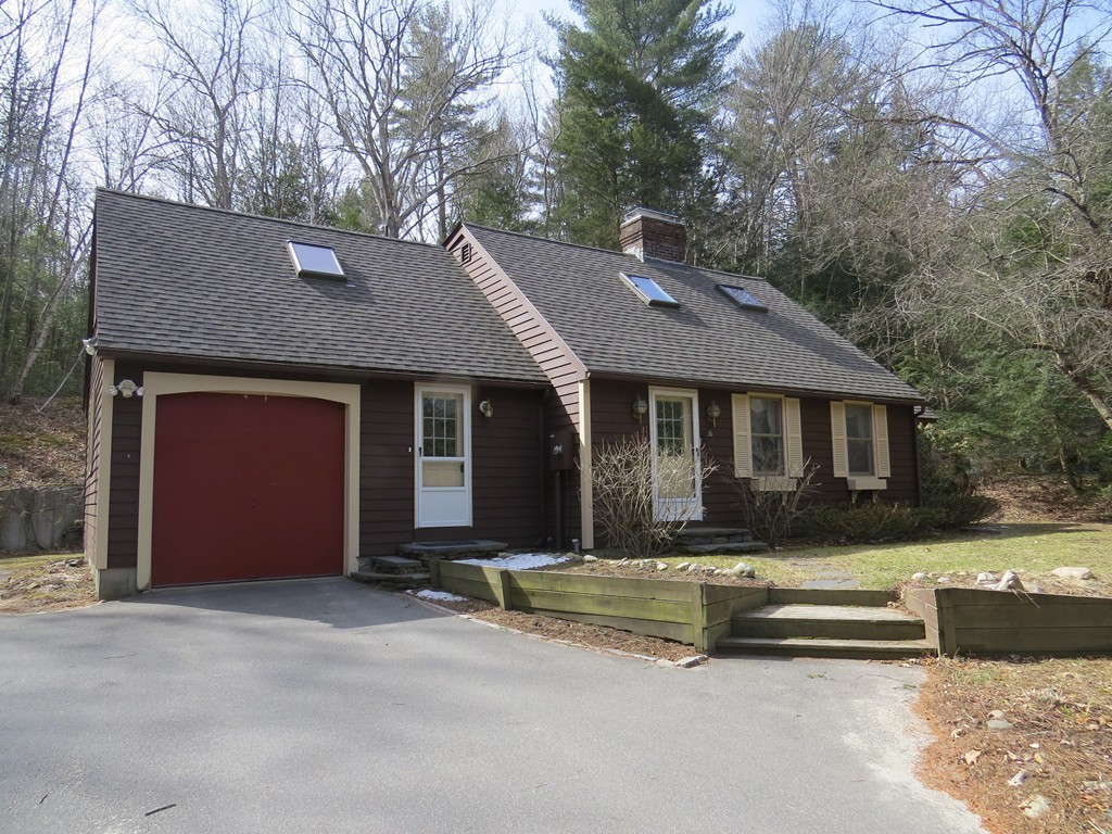 3 Old Stage Road Hatfield, MA 01088 - Photo 2 of 23 Gallery Image 2