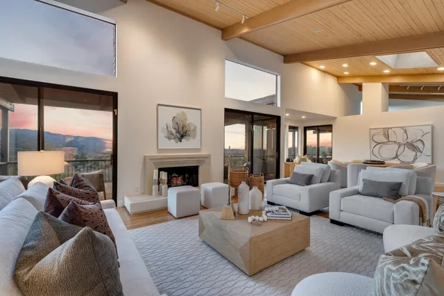 $5,200,000 | 2 Horseshoe Bend, Portola Valley, CA 94028