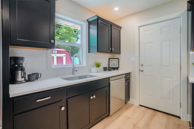 $219,900 | 721 Smith Road, Mount Vernon, IN 47620