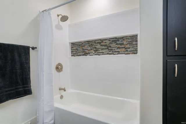 $219,900 | 721 Smith Road, Mount Vernon, IN 47620