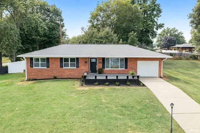 $219,900 | 721 Smith Road, Mount Vernon, IN 47620