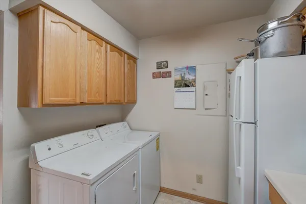 $209,500 | 1403 Whispering Pines Way, Fitchburg, WI 53713