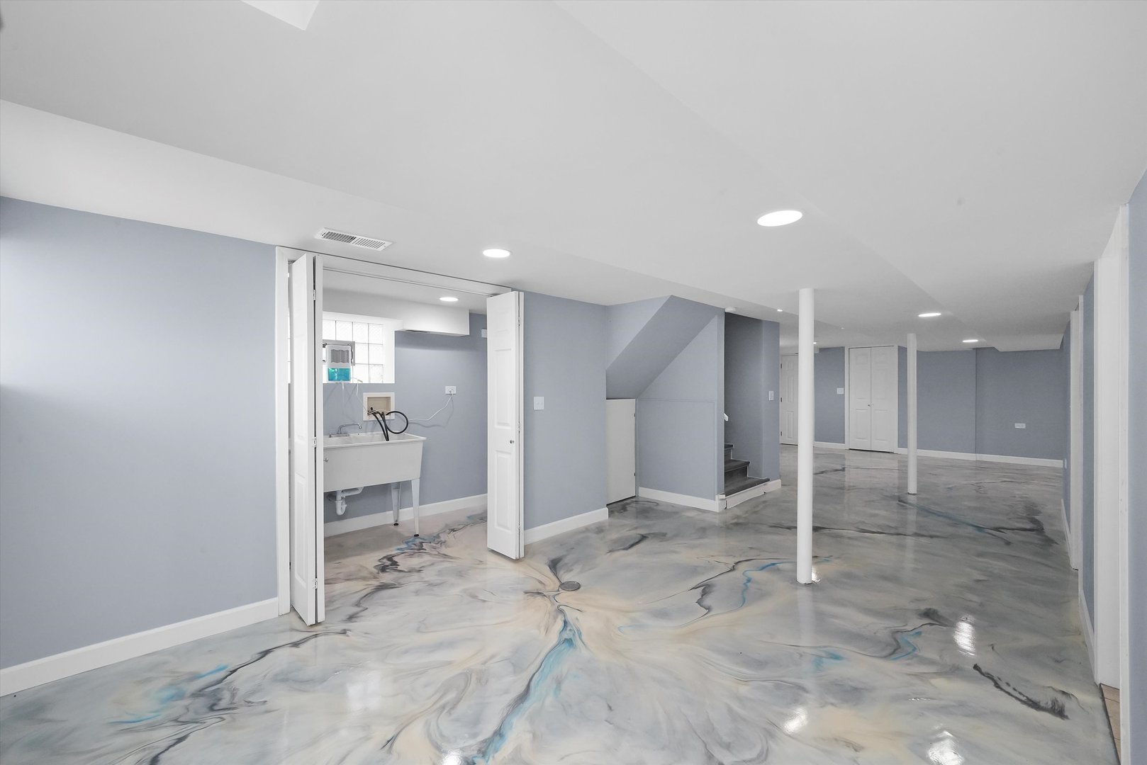 4353 West Marquette Road Chicago, IL 60629 - Photo 35 of 47 a view of a hallway