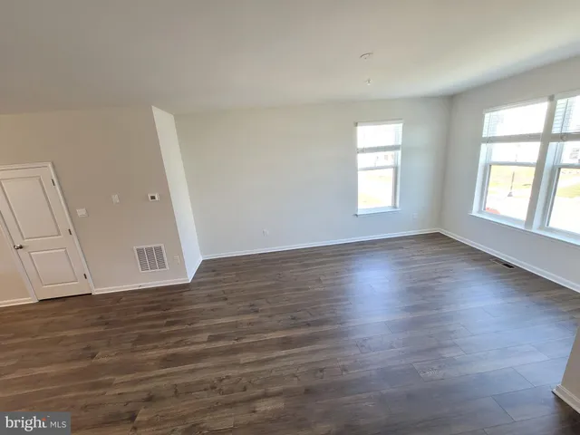 $2,950 | 762 Union Street, Frederick, MD 21701