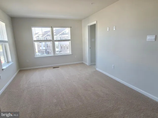 $2,950 | 762 Union Street, Frederick, MD 21701